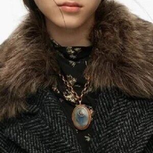 Zara Enamel Flower Necklace Green Goldtone Chain Decorative Clasp